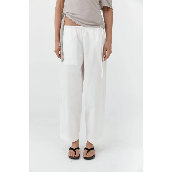 St. Agni Fine Rouleau Crop Pants in Off White, view 3