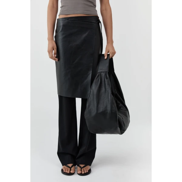 St. Agni Large Crossbody Bag in Black, view 5