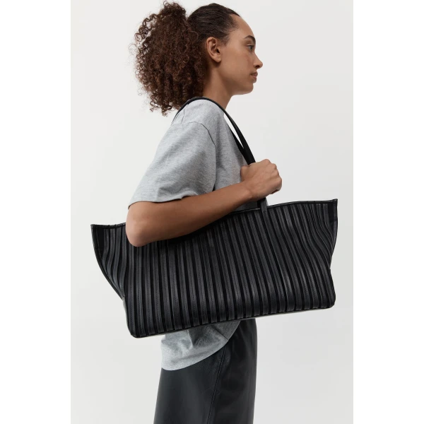 St. Agni Linea Stitch Bateau Tote in Black, view 4
