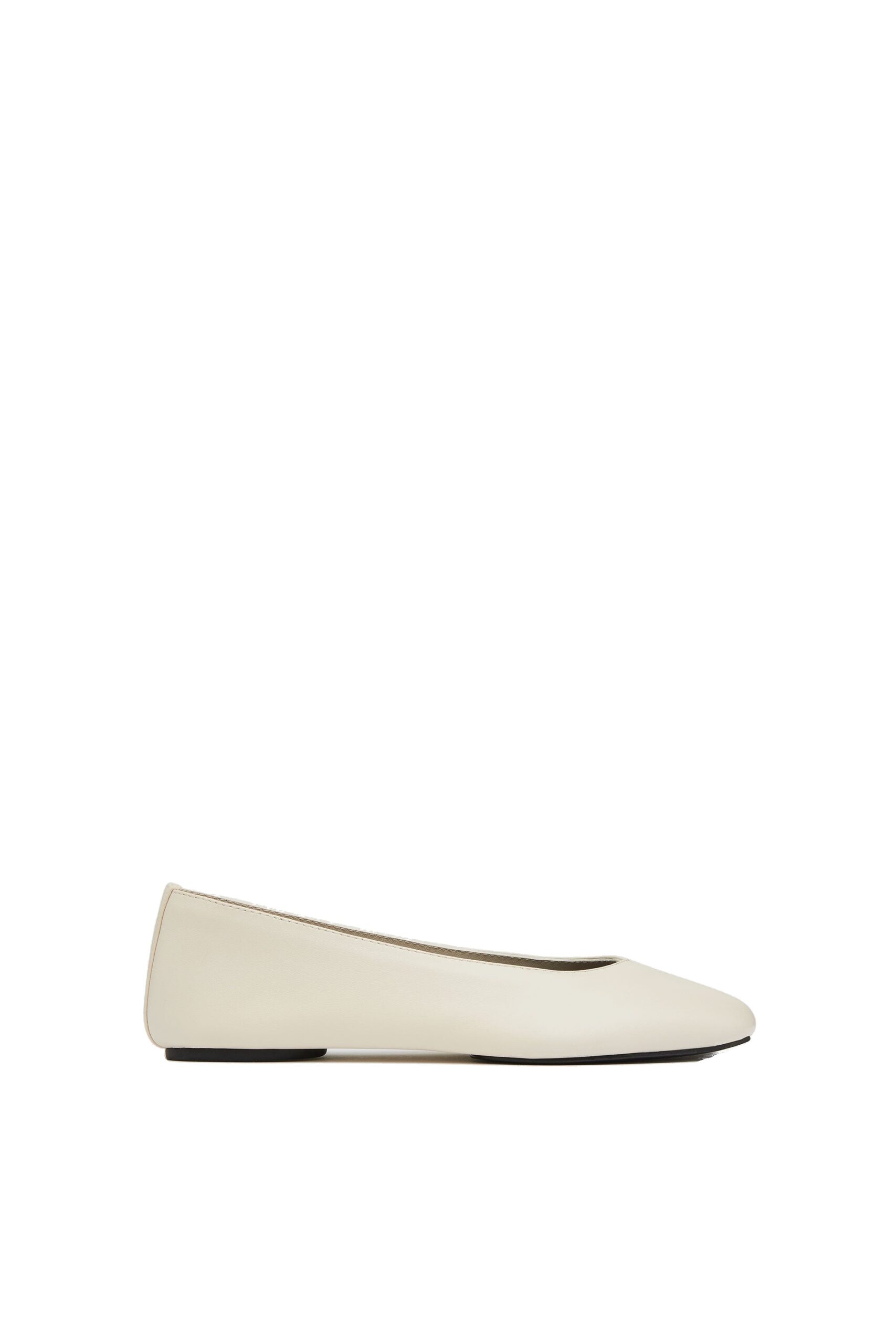 St. Agni Low Scoop Ballet Flat in Ecru | Flats | Coveti St. Agni Low Scoop Ballet Flat in Ecru