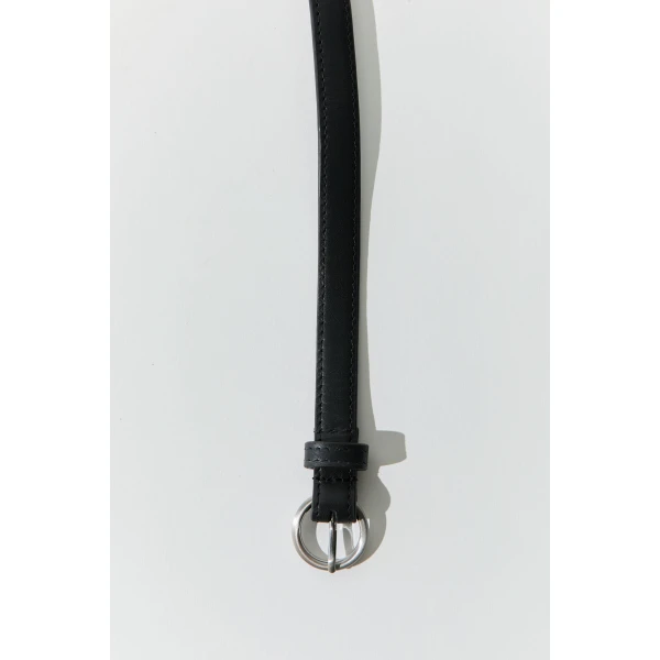 St. Agni Minimal Slim Belt in Black, view 2