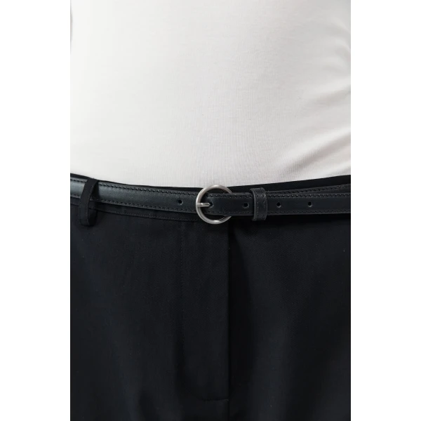 St. Agni Minimal Slim Belt in Black, view 4