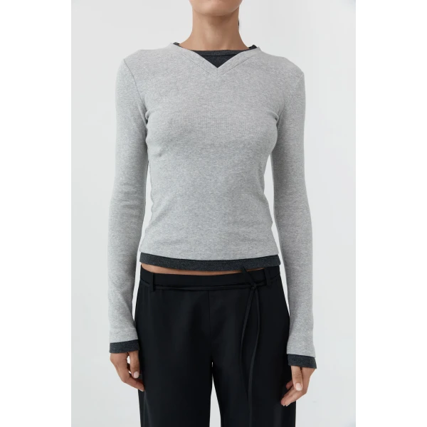 St. Agni Organic Cotton V Neck Long Sleeve Top in Grey Marle, view 6
