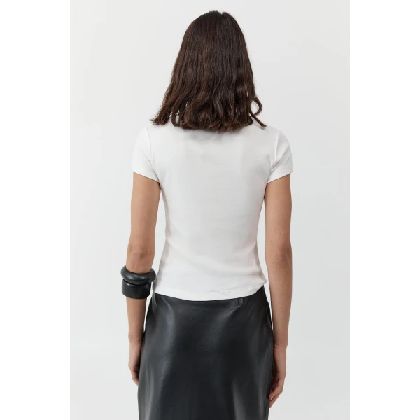 St. Agni Organic Cotton V Neck Tee in White, view 5