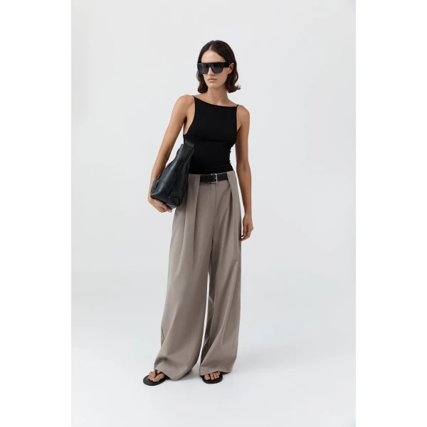 St. Agni Pleat Loop Pants in Mousse, view 6
