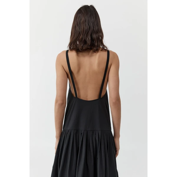 St. Agni Relaxed Pleat Dress in Black, view 4