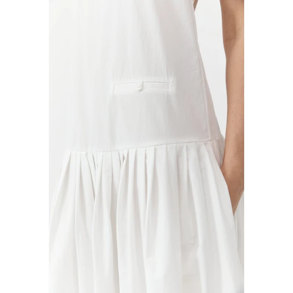 St. Agni Relaxed Pleat Dress in Off White, view 5