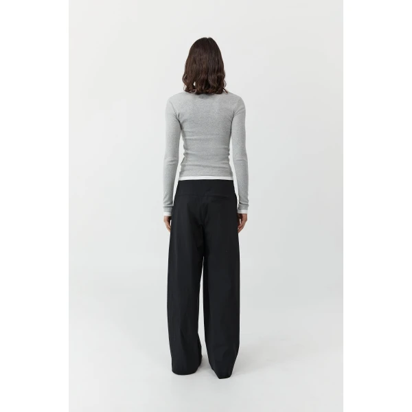 St. Agni Relaxed Pleat Pants in Black, view 6