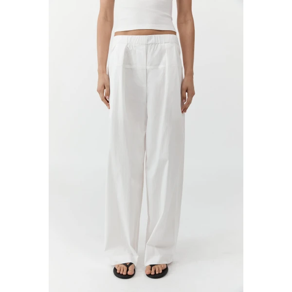 St. Agni Relaxed Pleat Pants in Off White, view 3