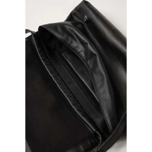 St. Agni Soft Detachable Belt Bag in Black, view 5