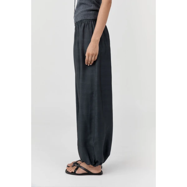 St. Agni Soft Strap Slide in Black, view 4