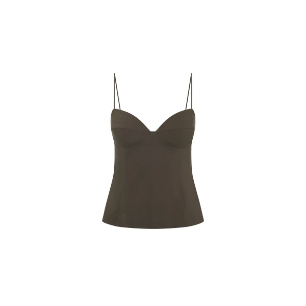 Studio Cami in Wood