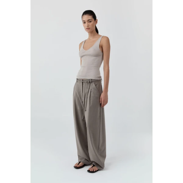 St. Agni Tailored Barrel Pants in Light Taupe, view 4