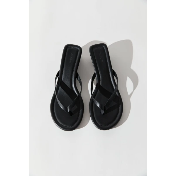 St. Agni Thong Wedge in Black, view 4
