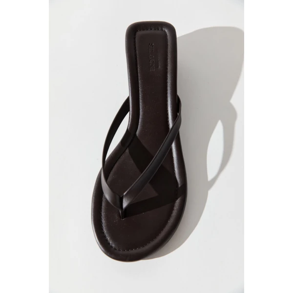 St. Agni Thong Wedge in Coffee, view 4