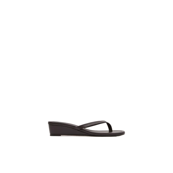 Thong Wedge in Coffee