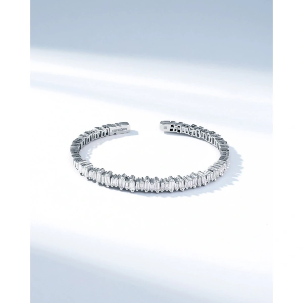 Suzanne Kalan Bold Diamond Bangle in 18K White Gold, Ref. AKB340-WGXX | Fine Bracelets | Coveti