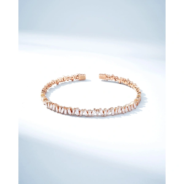 Suzanne Kalan Classic Diamond Bangle in 18K Rose Gold | Fine Bracelets | Coveti