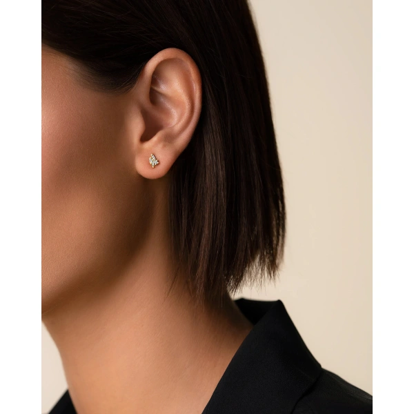 Suzanne Kalan Classic Diamond Eva Studs in 18K Yellow Gold | Fine Earrings | Coveti