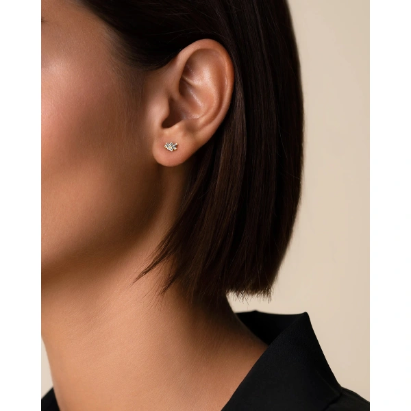 Suzanne Kalan Classic Diamond Felicity Studs in 18K Yellow Gold | Fine Earrings | Coveti
