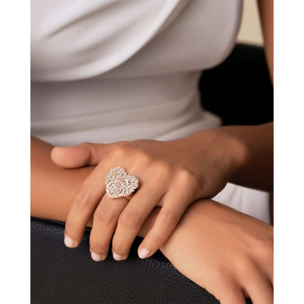 Suzanne Kalan Classic Diamond Large Heart Ring in 18K Rose Gold | Fine Rings | Coveti