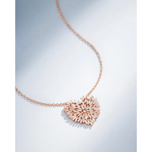 Suzanne Kalan Classic Diamond Medium Heart Pendant in 18K Rose Gold | Fine Necklaces | Coveti