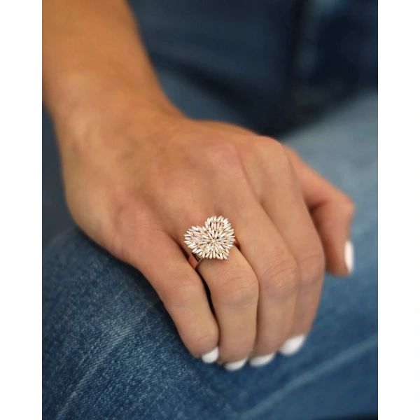 Suzanne Kalan Classic Diamond Medium Heart Ring in 18K Rose Gold | Fine Rings | Coveti