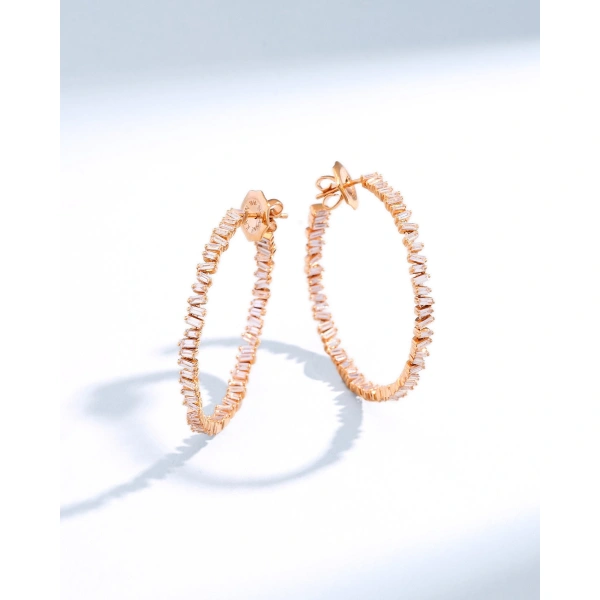 Suzanne Kalan Classic Diamond Midi Hoops in 18K Rose Gold | Fine Earrings | Coveti