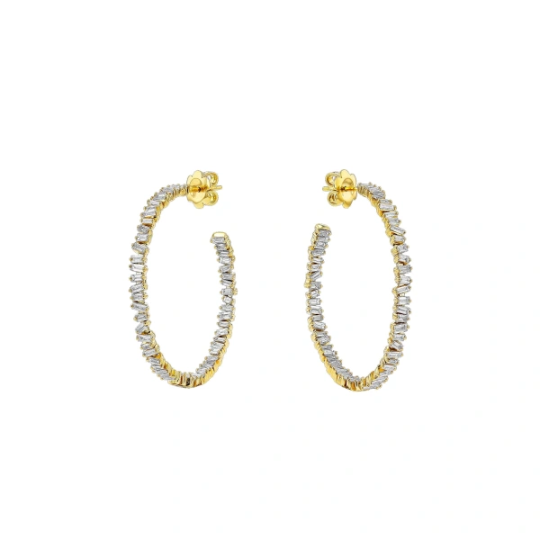 Suzanne Kalan Classic Diamond Midi Hoops in 18K Yellow Gold | Fine Earrings | Coveti