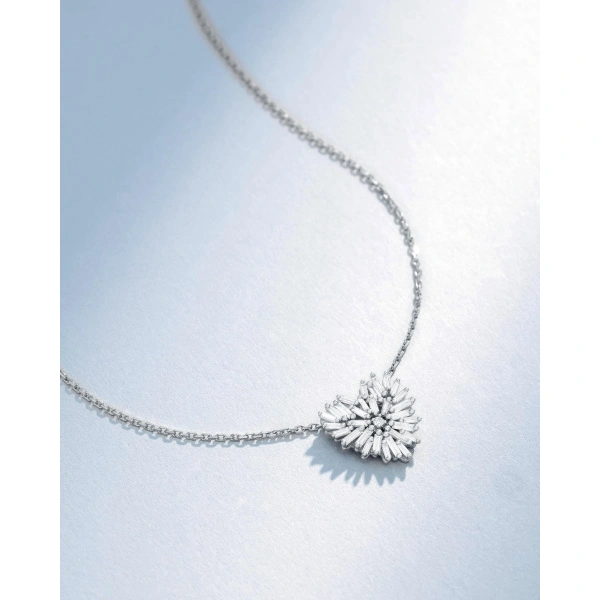 Suzanne Kalan Classic Diamond Small Heart Pendant in 18K White Gold | Fine Necklaces | Coveti