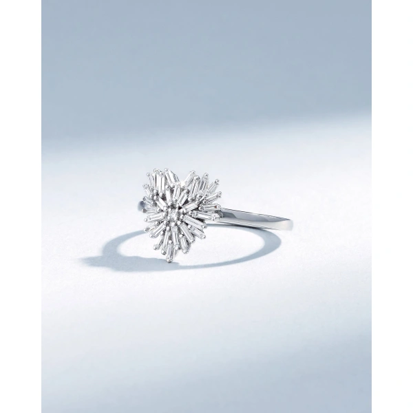 Suzanne Kalan Classic Diamond Small Heart Ring in 18K White Gold | Fine Rings | Coveti