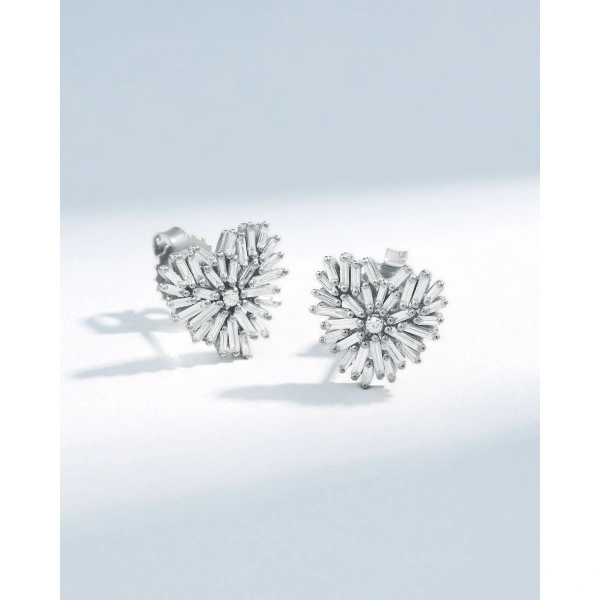 Suzanne Kalan Classic Diamond Small Heart Studs in 18K White Gold | Fine Earrings | Coveti