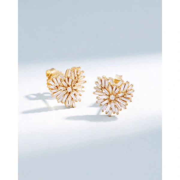 Suzanne Kalan Classic Diamond Small Heart Studs in 18K Yellow Gold | Fine Earrings | Coveti