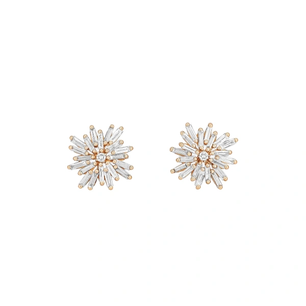 Classic Diamond Spark Studs in 18K Rose Gold