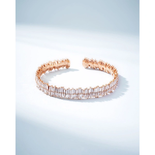 Suzanne Kalan Classic Gold Full Baguette Midi Bangle in 18K Rose Gold | Fine Bracelets | Coveti