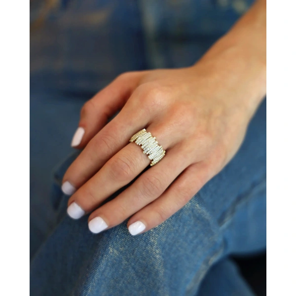 Suzanne Kalan Classic Gold Full Pave Diamond Milli Band in 18K Yellow Gold | Fine Rings | Coveti