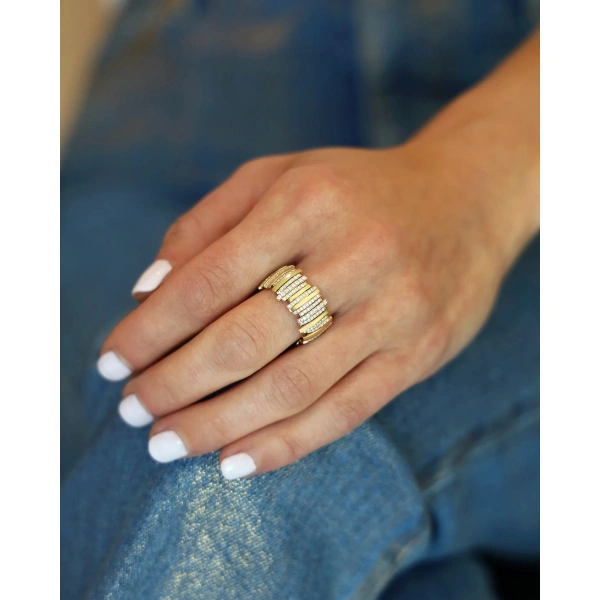 Suzanne Kalan Classic Gold Half Pave Diamond Milli Band in 18K Yellow Gold | Fine Rings | Coveti