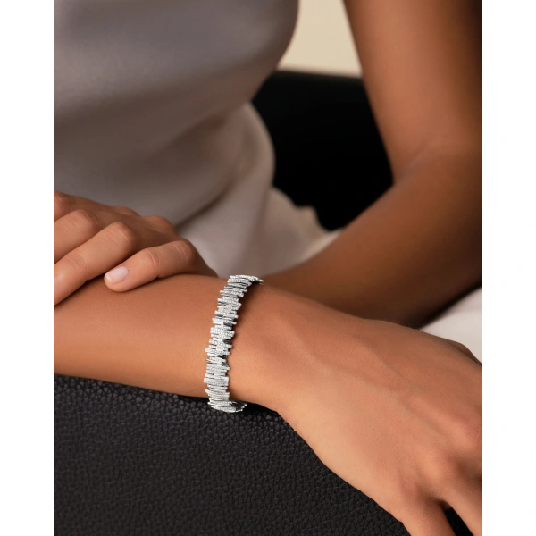 Suzanne Kalan Classic Gold Half Pave Milli Bangle in 18K White Gold | Fine Bracelets | Coveti