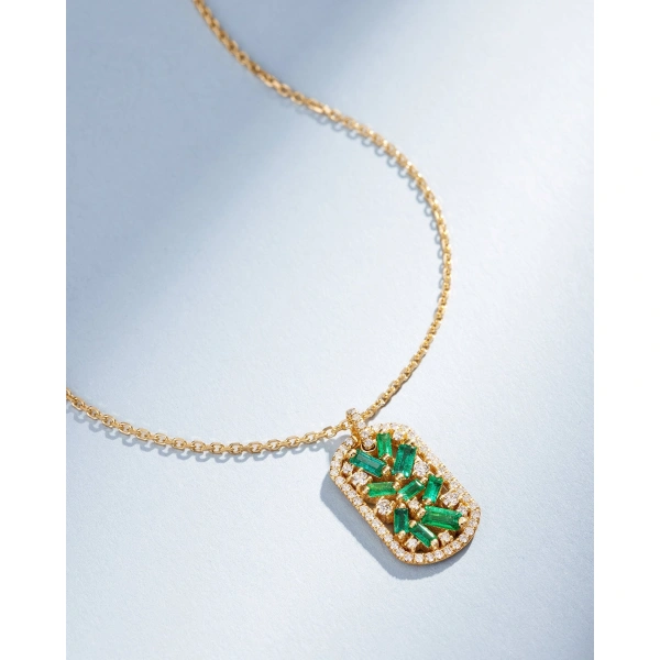 Suzanne Kalan Frenzy Emerald Medium Dog Tag Pendant in 18K Yellow Gold | Fine Necklaces | Coveti