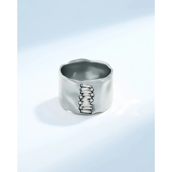 Suzanne Kalan Gilded Diamond Milli Band in 18K White Gold | Fine Rings | Coveti