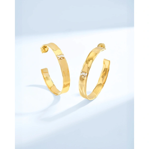 Suzanne Kalan Gilded Diamond Milli Hoops in 18K Yellow Gold | Fine Earrings | Coveti