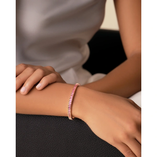 Suzanne Kalan Inlay Ruby Bangle in 18K Rose Gold | Fine Bracelets | Coveti