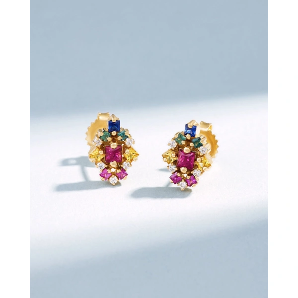 Suzanne Kalan La Fantaisie Star Rainbow Sapphire Studs in 18K Yellow Gold | Fine Earrings | Coveti