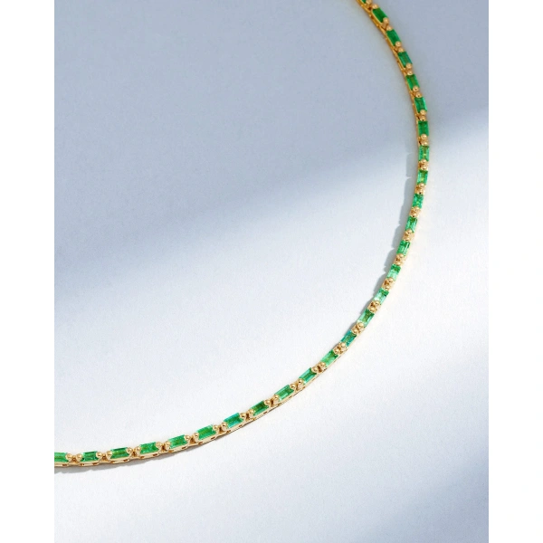 Suzanne Kalan Linear Full Emerald Tennis Necklace in 18K Yellow Gold | Fine Necklaces | Coveti