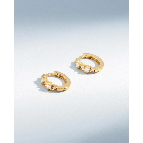 Suzanne Kalan Princess Diamond Mix Huggies in 18K Yellow Gold | Fine Earrings | Coveti