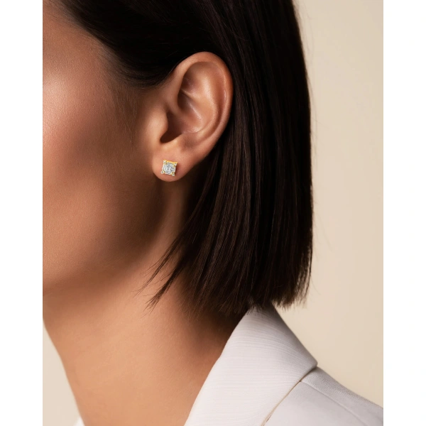 Suzanne Kalan Princess Midi Diamond Studs in 18K Yellow Gold | Fine Earrings | Coveti