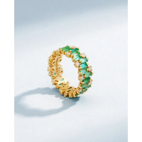 Suzanne Kalan Shimmer Audrey Emerald Eternity Band in 18K Yellow Gold | Fine Rings | Coveti