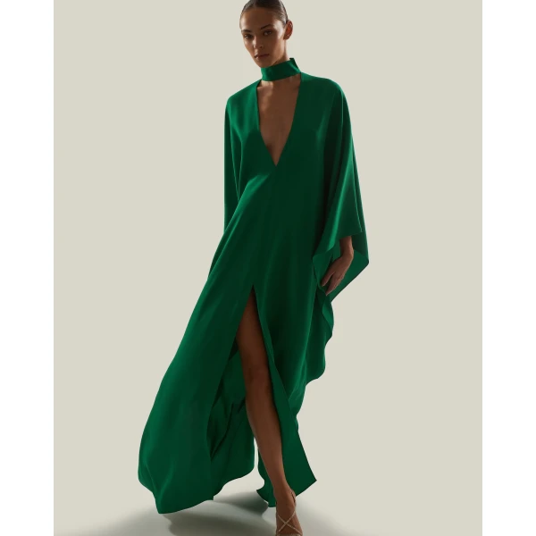 Taller Marmo OOO Kaftan in Emerald Green | kaftan | Coveti