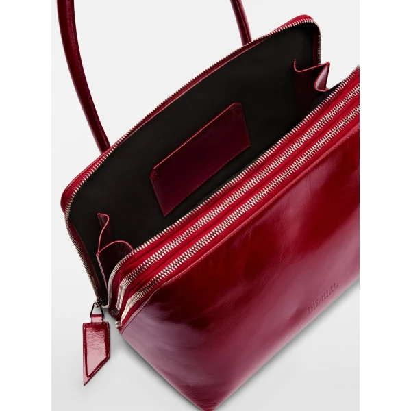 The Attico L'altra di Milano Shoulder Bag in Deep Red | Shoulder & Crossbody Bags | Coveti