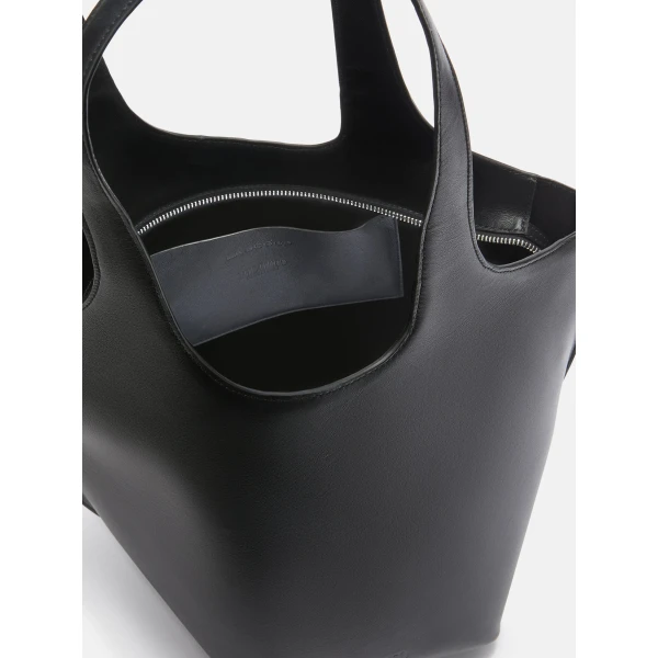 The Attico La Scoop Shoulder Bag in Black | Shoulder & Crossbody Bags | Coveti